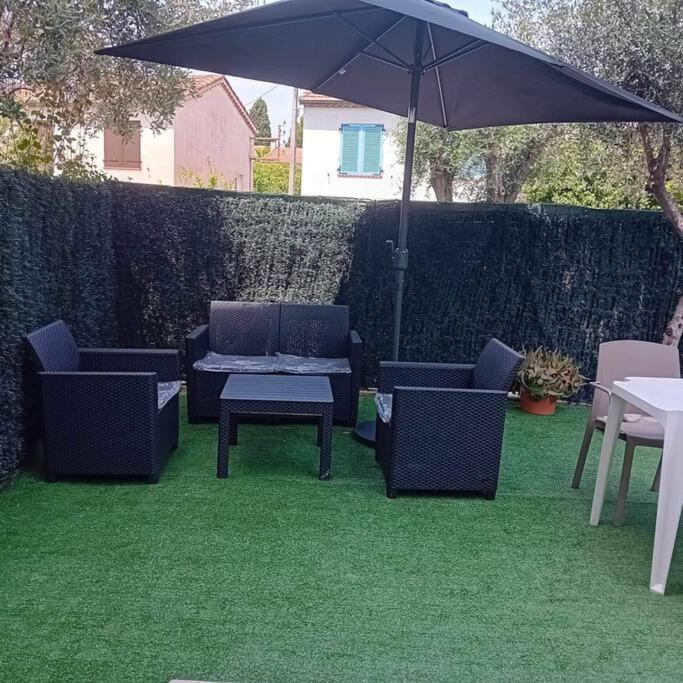 Studio Cosy Terrasse Front Mer Cagnes-sur-Mer Esterno foto